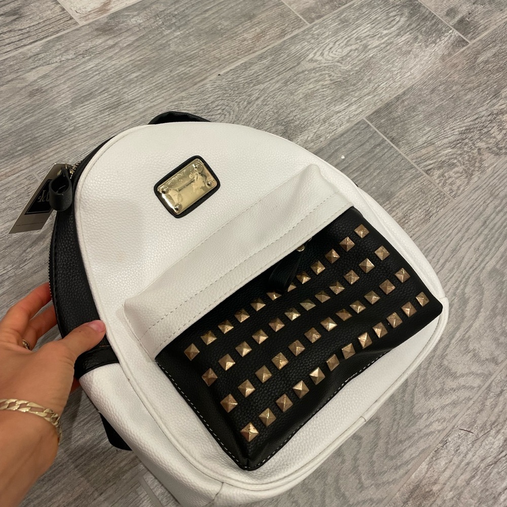B&w leather backpack with studs - Picture 2 of 3